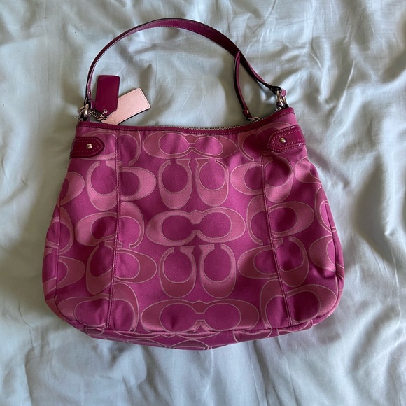 Pink coach purse tote bag - Picture 2 of 6
